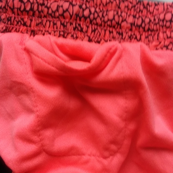 Nike Dri-Fit running shorts with panties - Picture 8 of 10